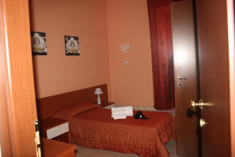Folia B&B Rzym Zewnętrze zdjęcie